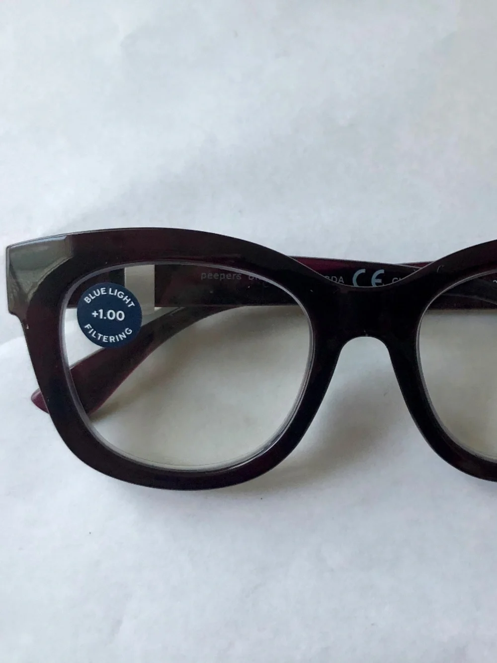 NEW Center Stage Dark Cherry Peepers Blue Light Filtering +1.00 Readers